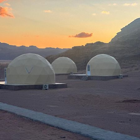 Star Magic Camp Hotel Вади Рум Екстериор снимка