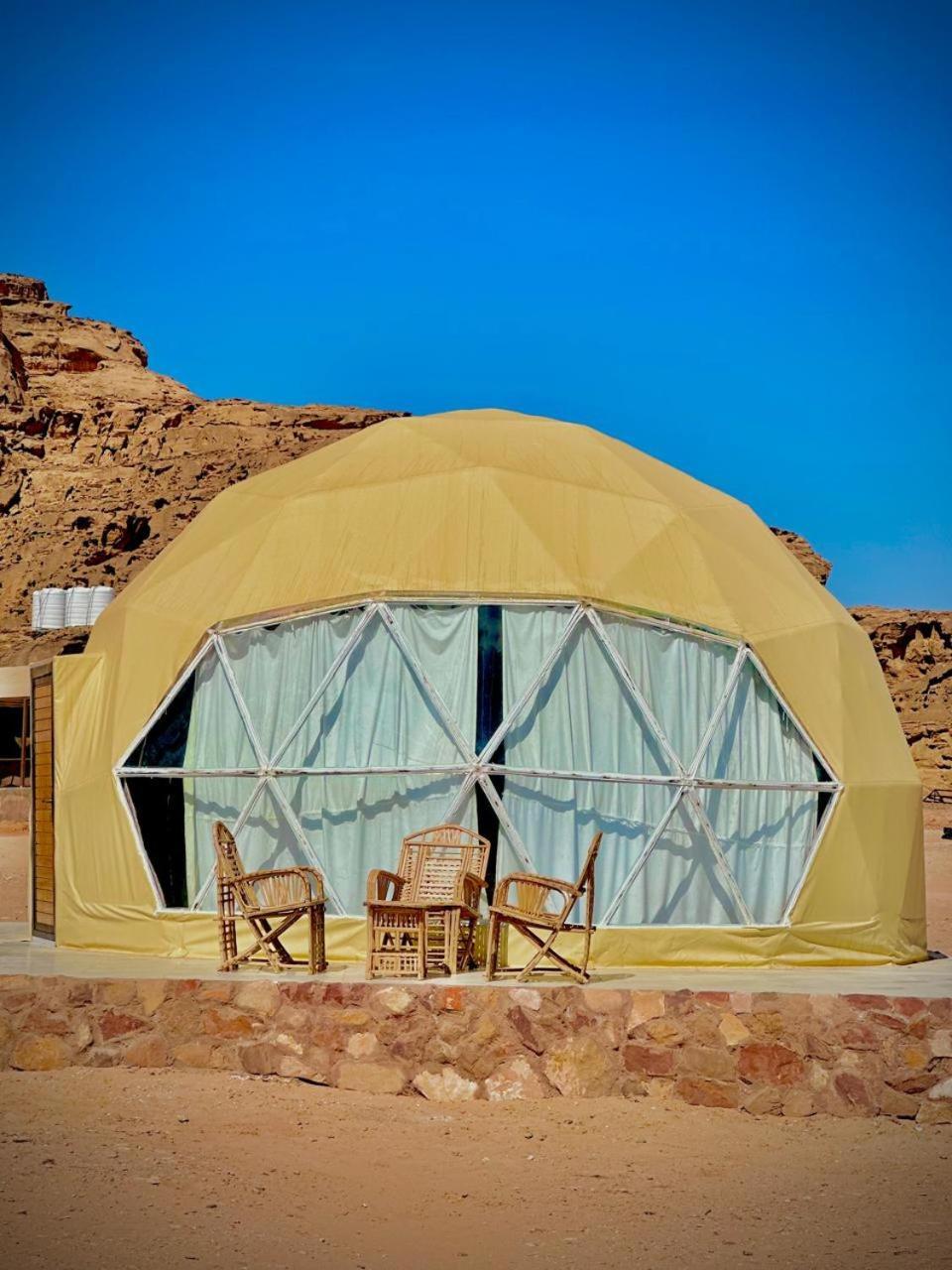 Star Magic Camp Hotel Вади Рум Екстериор снимка