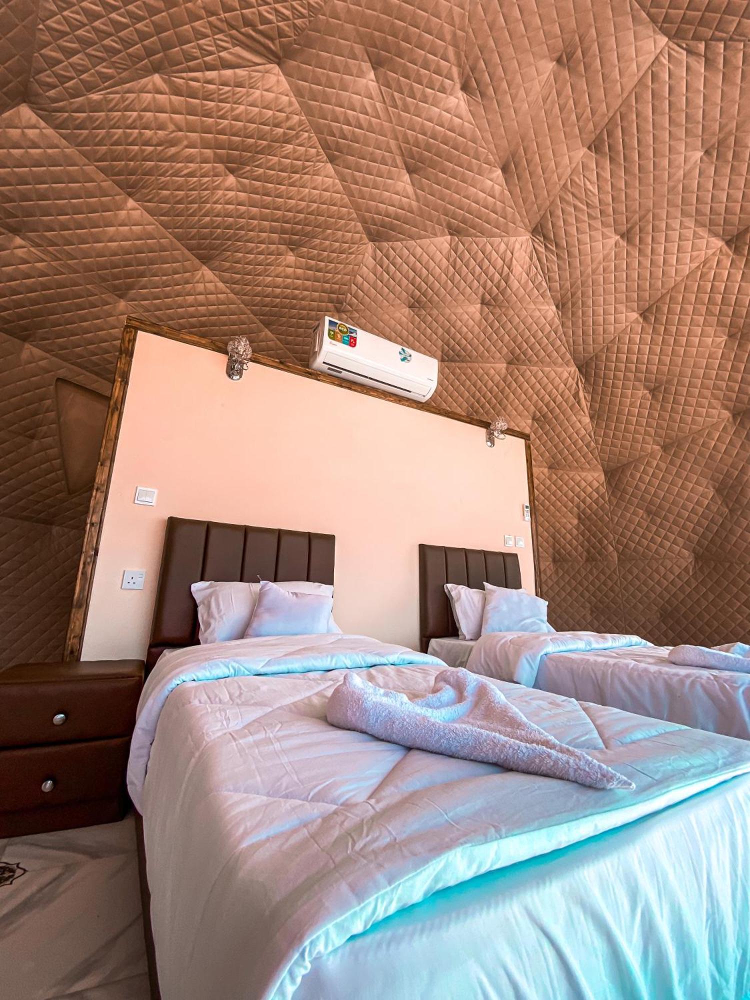 Star Magic Camp Hotel Вади Рум Екстериор снимка